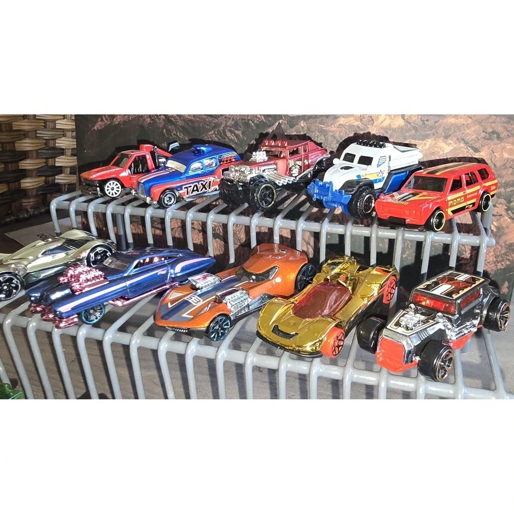 Hot Wheels Hot Rod Race toy Cars‎ Lot of 27 Mattel Customs Loose Racers hw